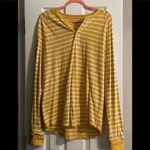 Target mens yellow & white striped long sleeve shirt. Size L